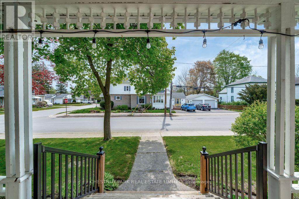 71 Queen Street, Prince Edward County, Ontario  K0K 2T0 - Photo 10 - X12849766