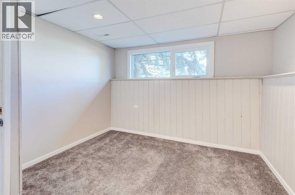 43 Midridge Gardens Se, Calgary, Alberta  T2X 1C4 - Photo 31 - A2269105