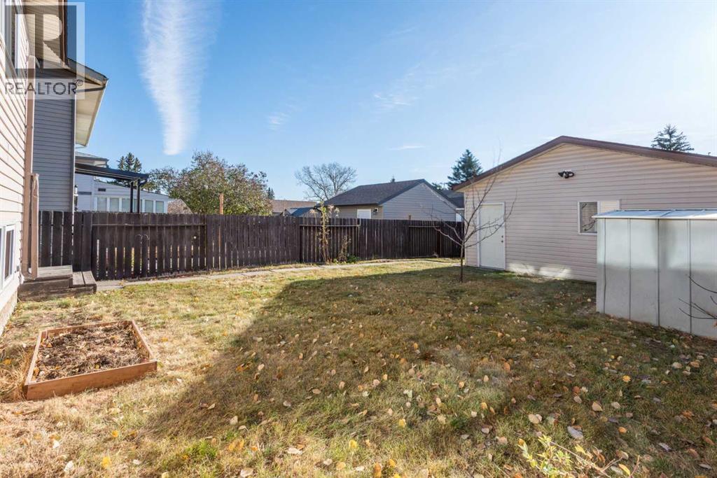 43 Midridge Gardens Se, Calgary, Alberta  T2X 1C4 - Photo 37 - A2269105