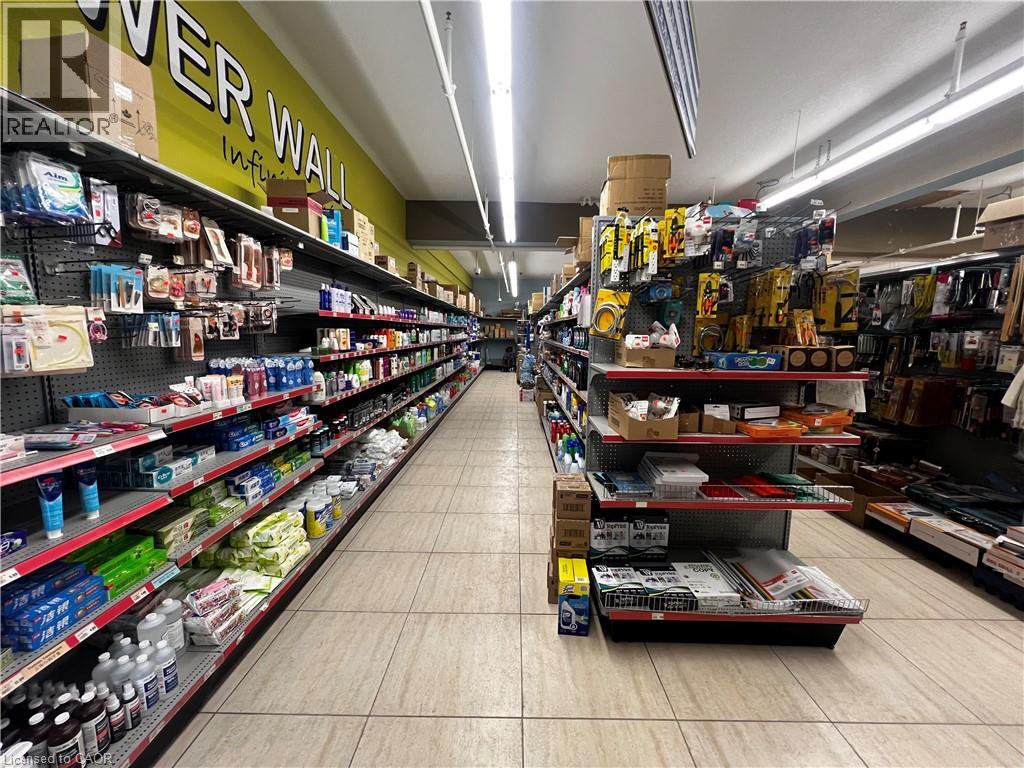 140 University Avenue W Unit# 5, Waterloo, Ontario  N2L 6J3 - Photo 2 - 40809777