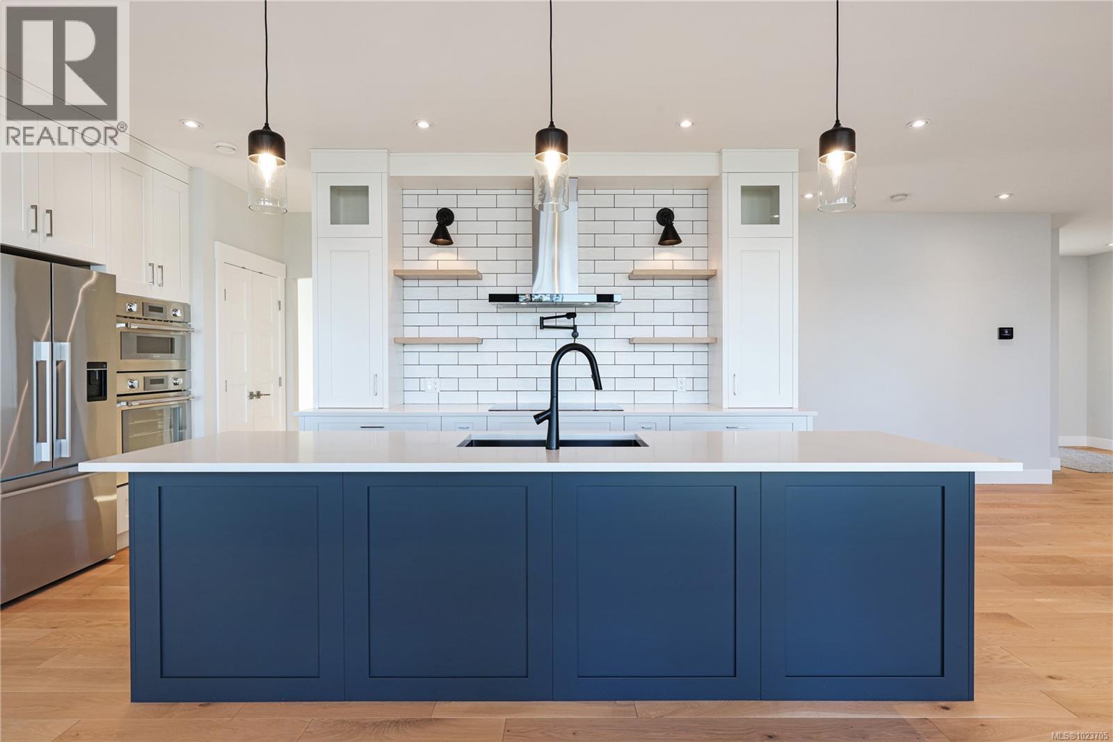 176 Baynes Dr, Fanny Bay, British Columbia  V0R 1W0 - Photo 19 - 1023705