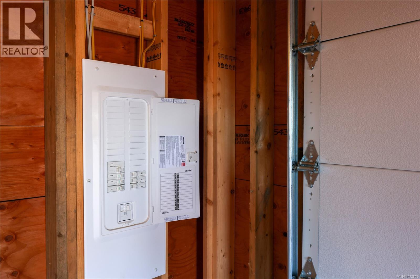 176 Baynes Dr, Fanny Bay, British Columbia  V0R 1W0 - Photo 62 - 1023705