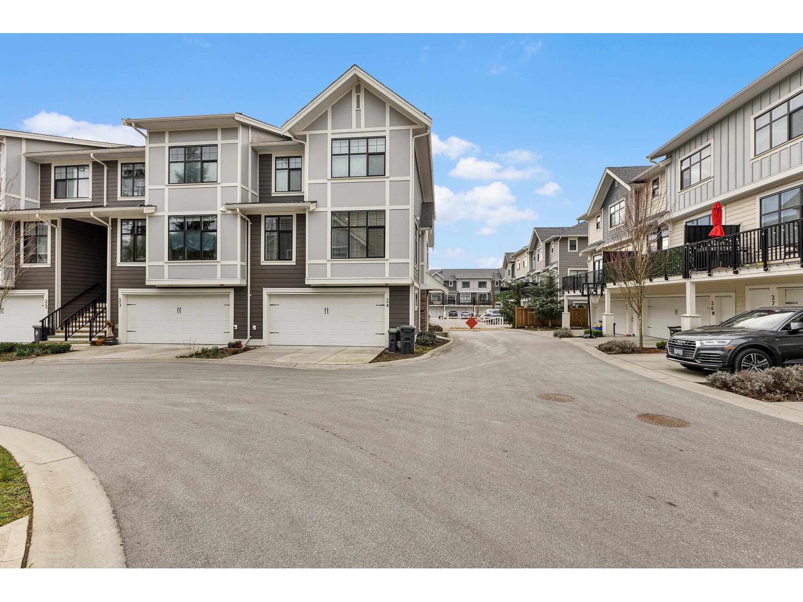 24 20327 72B AVENUE, Langley, British Columbia