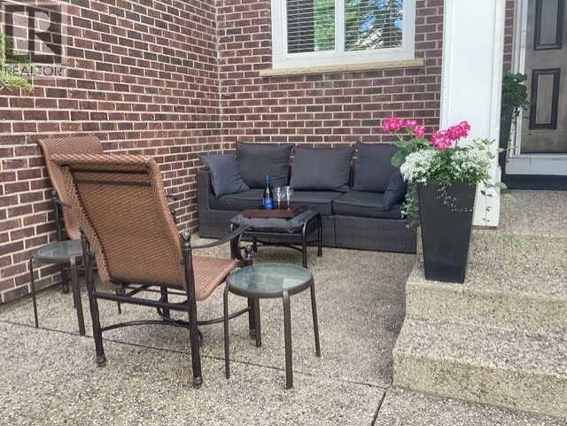 11, 10 St Julien Drive Sw, Calgary, Alberta  T2T 6E2 - Photo 35 - A2290027