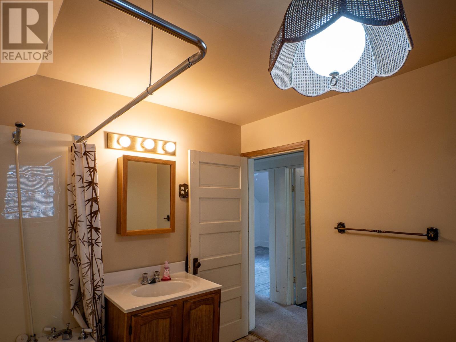 125 Fourth St N, Kenora, Ontario  P9N 2M6 - Photo 36 - TB2600360