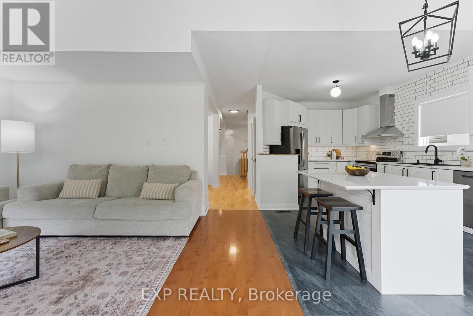 16 North Harrow Drive, Ottawa, Ontario  K2J 4V7 - Photo 12 - X12849708