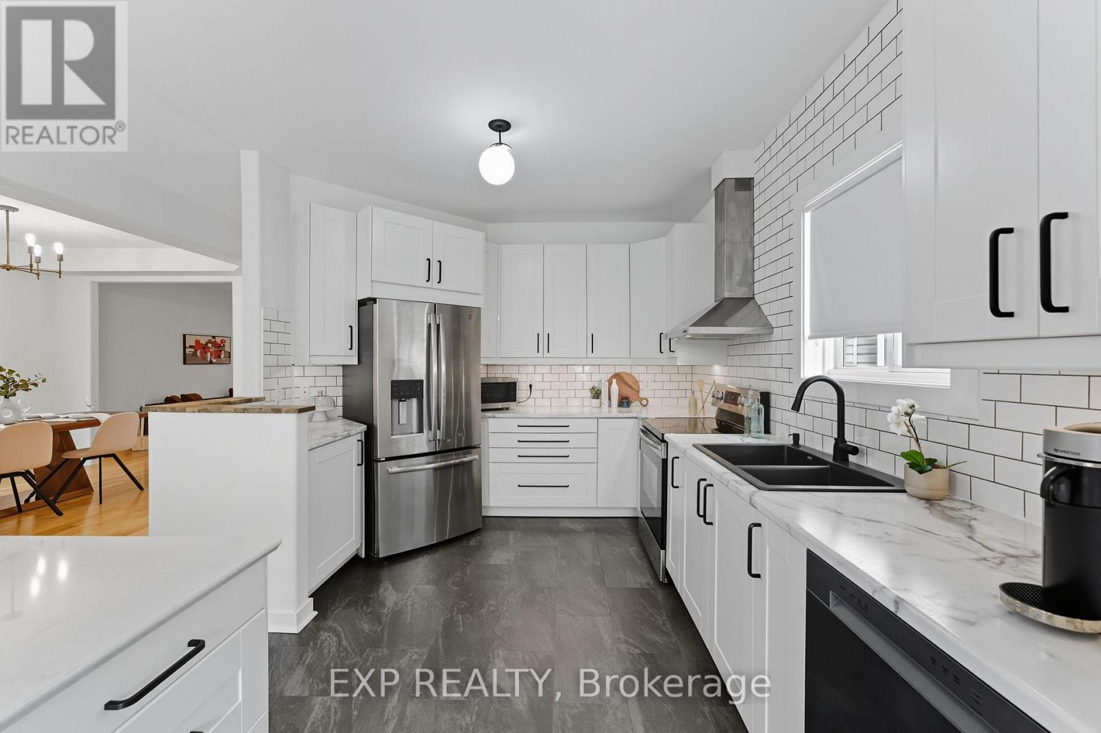 16 North Harrow Drive, Ottawa, Ontario  K2J 4V7 - Photo 14 - X12849708