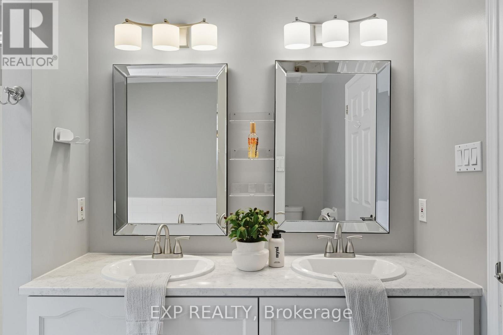 16 North Harrow Drive, Ottawa, Ontario  K2J 4V7 - Photo 30 - X12849708