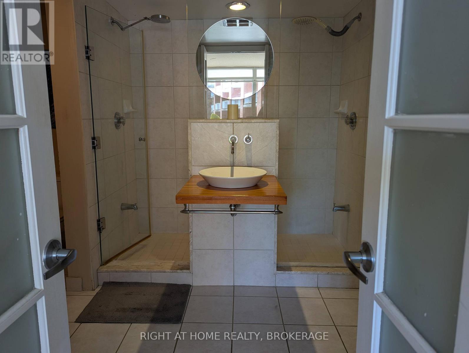 608 - 550 Queens Quay W, Toronto, Ontario  M5V 3M8 - Photo 16 - C12849740