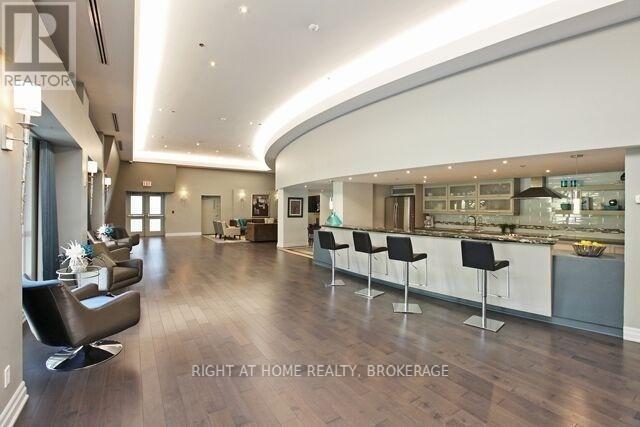 608 - 550 Queens Quay W, Toronto, Ontario  M5V 3M8 - Photo 22 - C12849740