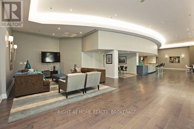 608 - 550 Queens Quay W, Toronto, Ontario  M5V 3M8 - Photo 23 - C12849740