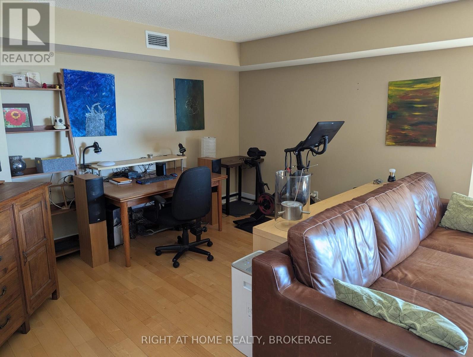 608 - 550 Queens Quay W, Toronto, Ontario  M5V 3M8 - Photo 9 - C12849740