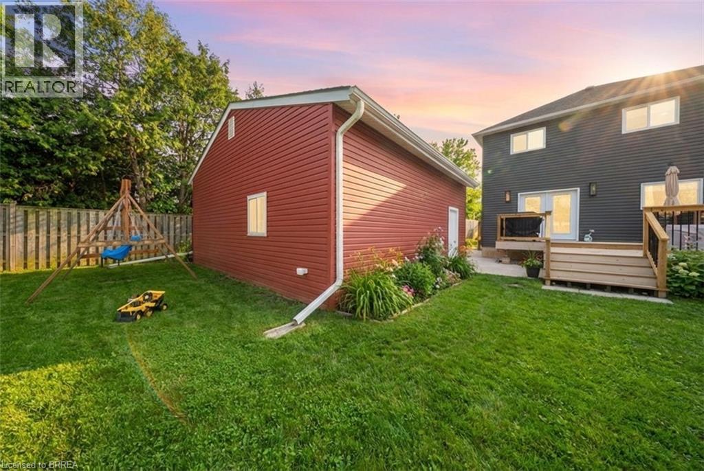 12 Paris Road, Brantford, Ontario  N3R 1H7 - Photo 31 - 40806643