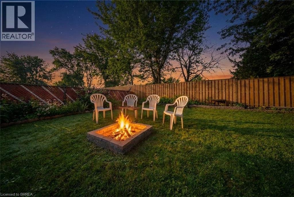 12 Paris Road, Brantford, Ontario  N3R 1H7 - Photo 34 - 40806643