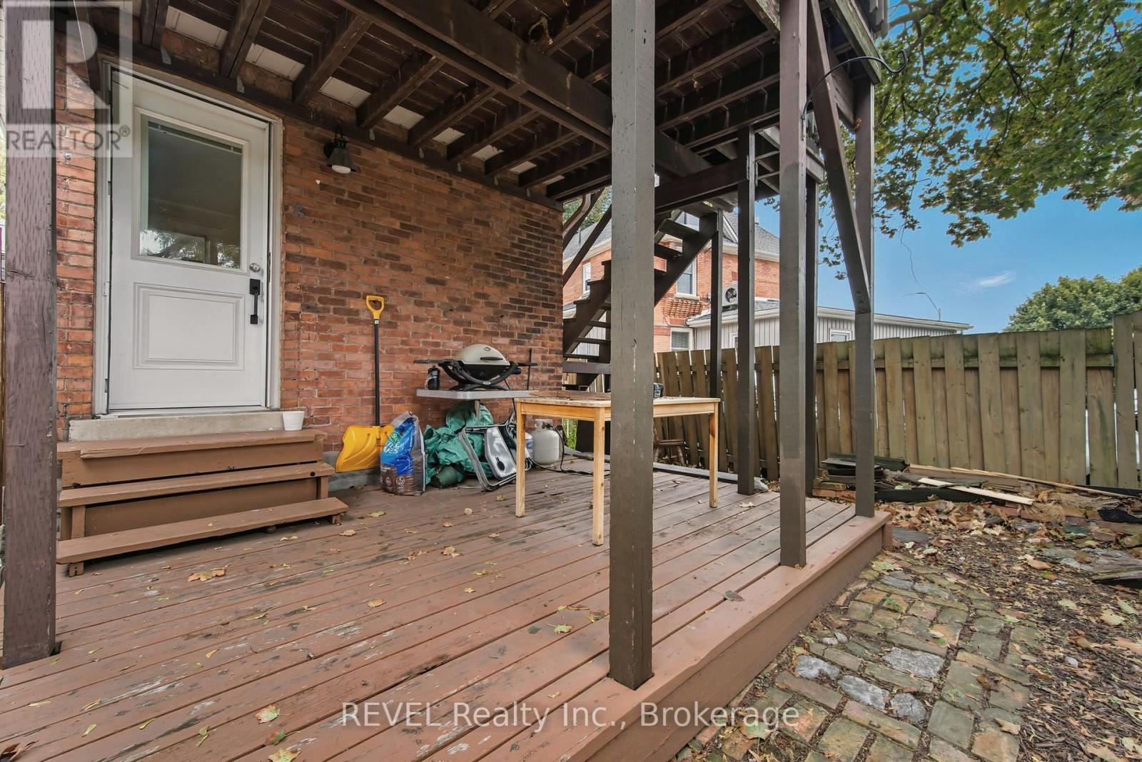 14 Bond Street, St. Catharines, Ontario  L2R 4Z2 - Photo 39 - X12849794