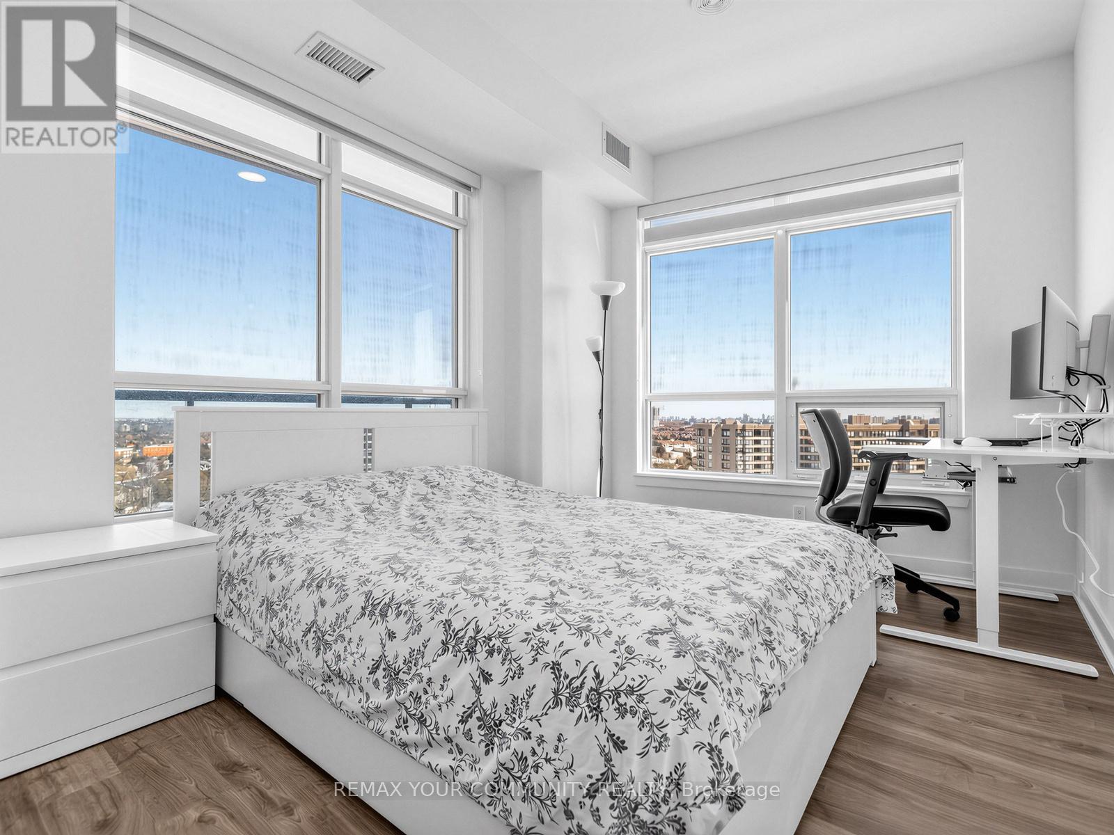 1510 - 30 Upper Mall Way, Vaughan, Ontario  L4J 4P8 - Photo 17 - N12849418