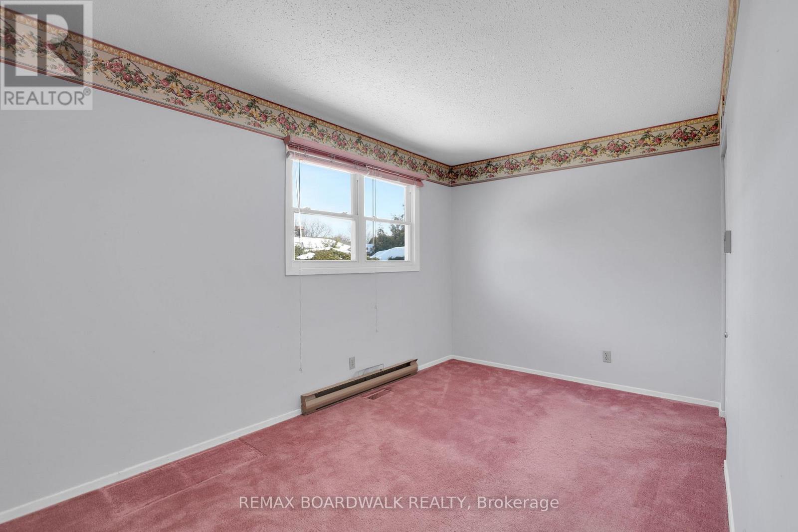 116 Old Colony Road, Ottawa, Ontario  K2L 1M2 - Photo 26 - X12849386