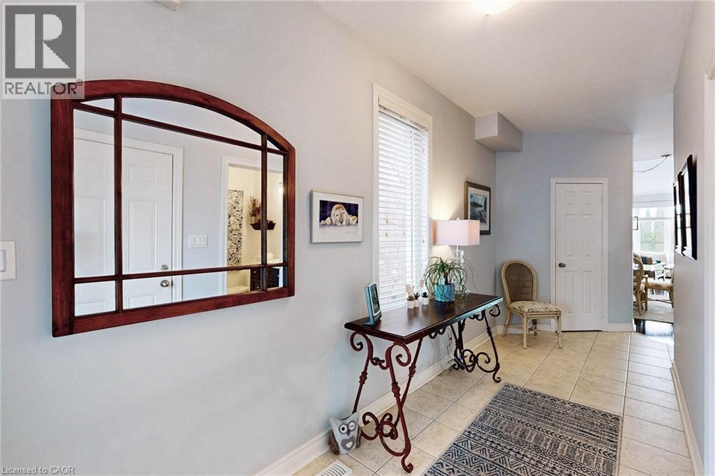 4176 Saunders Crescent, Burlington, Ontario  L7M 0B3 - Photo 4 - 40809897