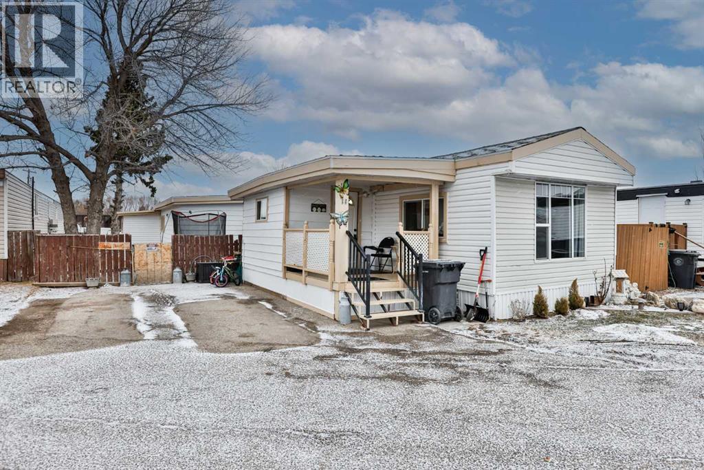 Unit 88, 5301 2nd Street, Coalhurst, Alberta  T0L 0V0 - Photo 1 - A2288630