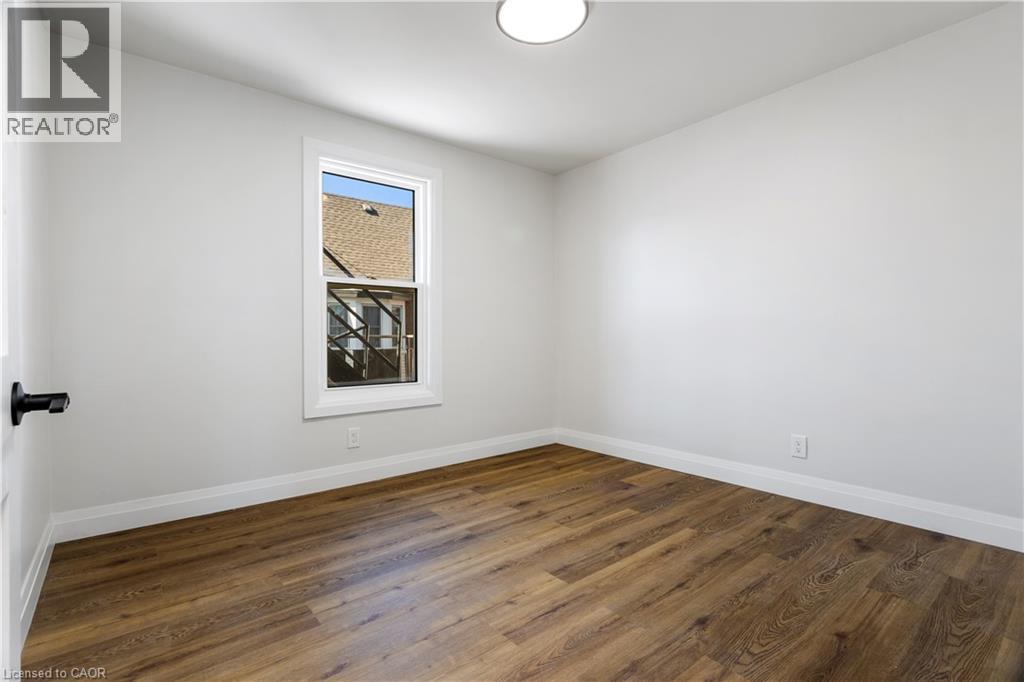 19 Lottridge Street, Hamilton, Ontario  L8L 6T7 - Photo 10 - 40809051