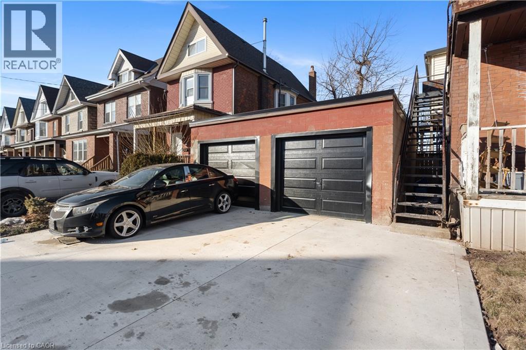 19 Lottridge Street, Hamilton, Ontario  L8L 6T7 - Photo 3 - 40809051