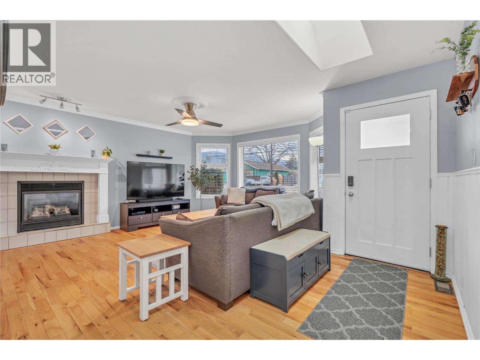 119 Huth Avenue, Penticton, British Columbia  V2A 2Z7 - Photo 2 - 10378151