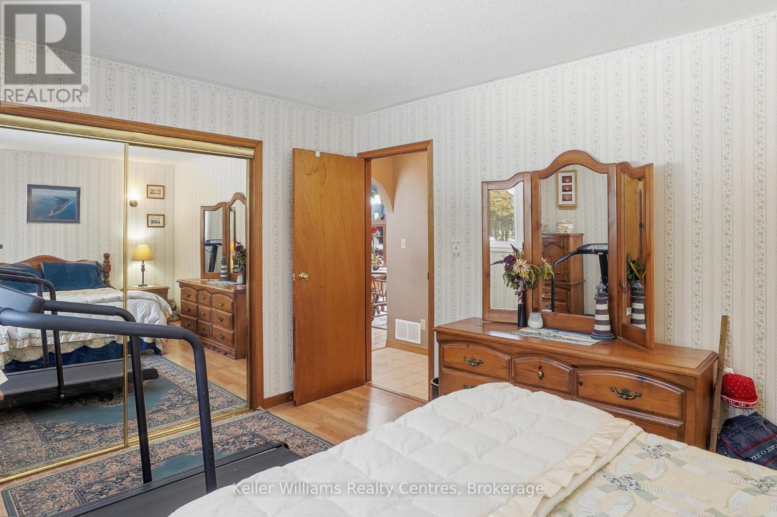 54 Coronation Street, South Bruce Peninsula, Ontario  N0H 2T0 - Photo 18 - X12849694