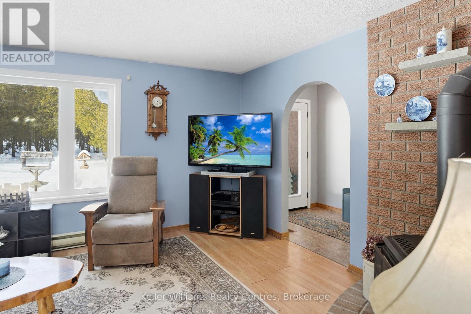 54 Coronation Street, South Bruce Peninsula, Ontario  N0H 2T0 - Photo 7 - X12849694