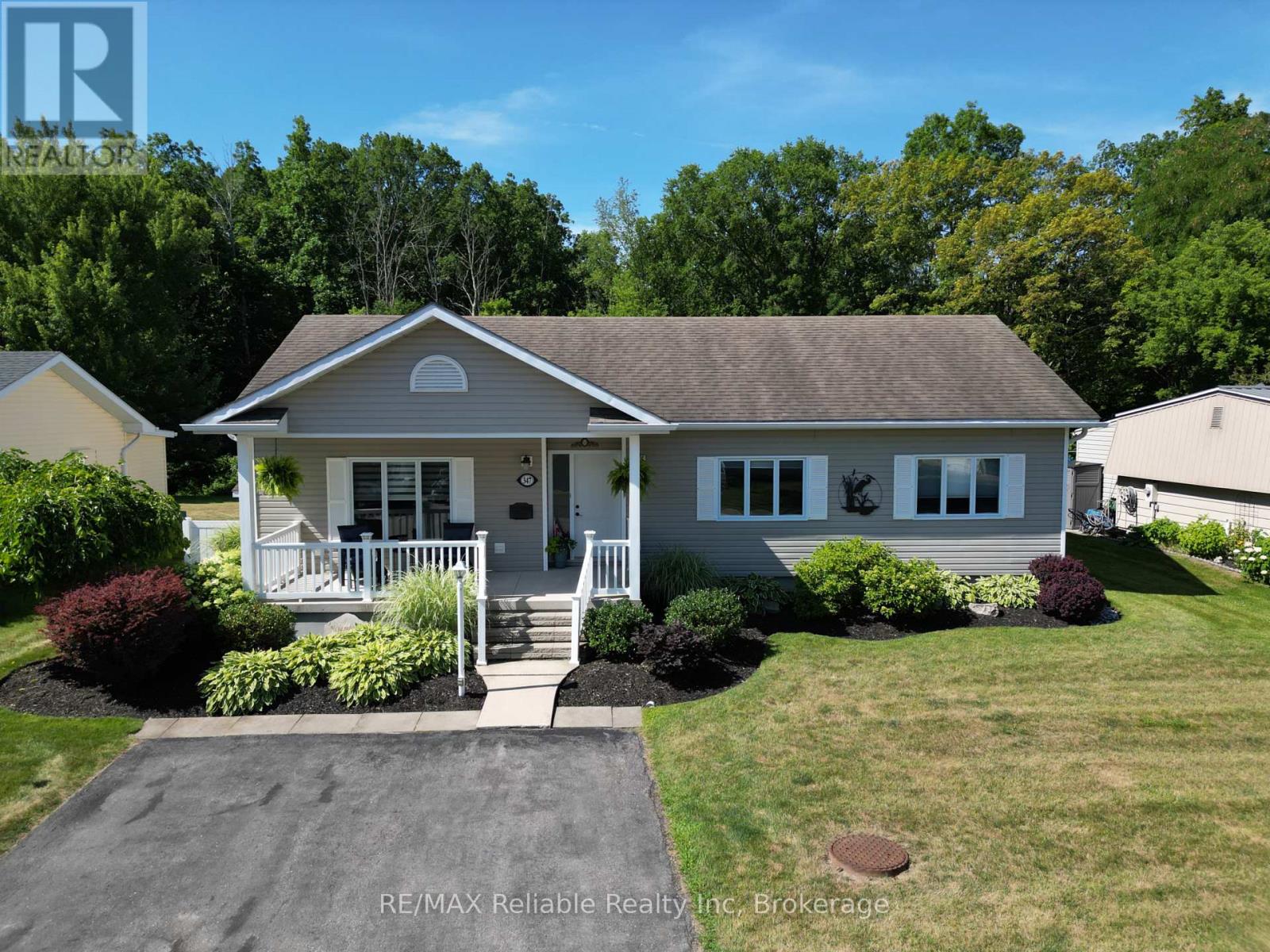 347 SHANNON BOULEVARD, South Huron, Ontario