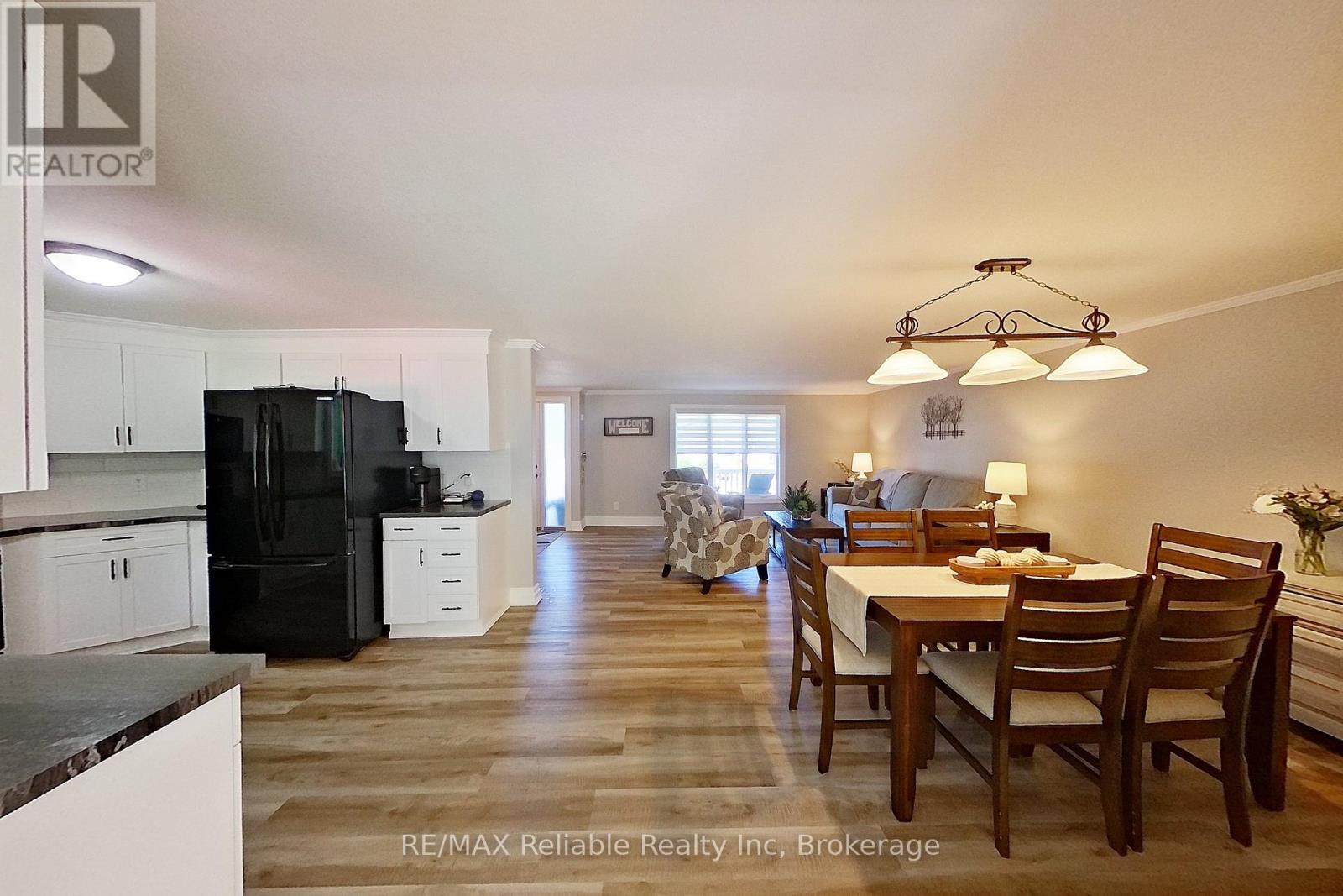 347 Shannon Boulevard, South Huron, Ontario  N0M 1T0 - Photo 16 - X12849768