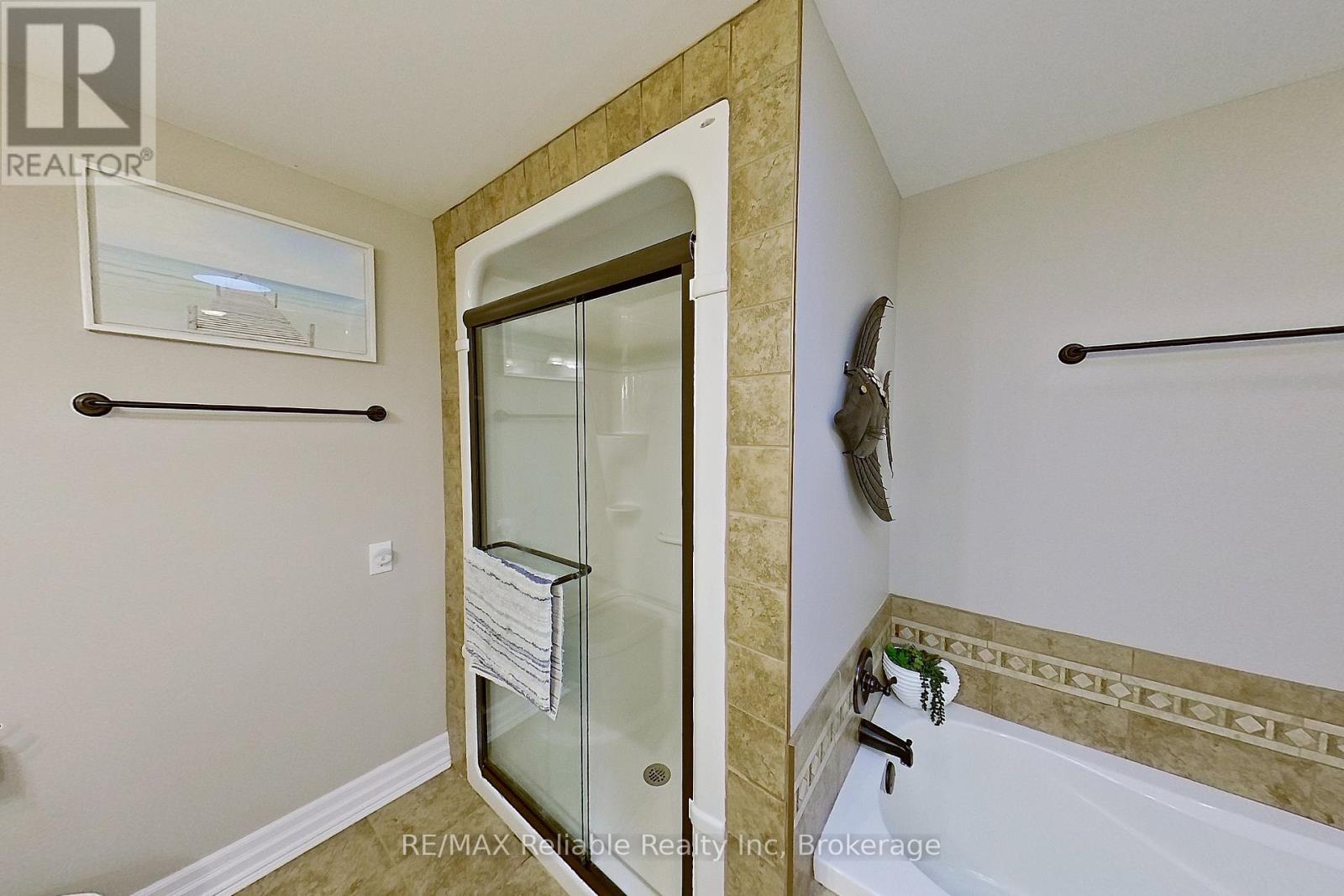 347 Shannon Boulevard, South Huron, Ontario  N0M 1T0 - Photo 36 - X12849768