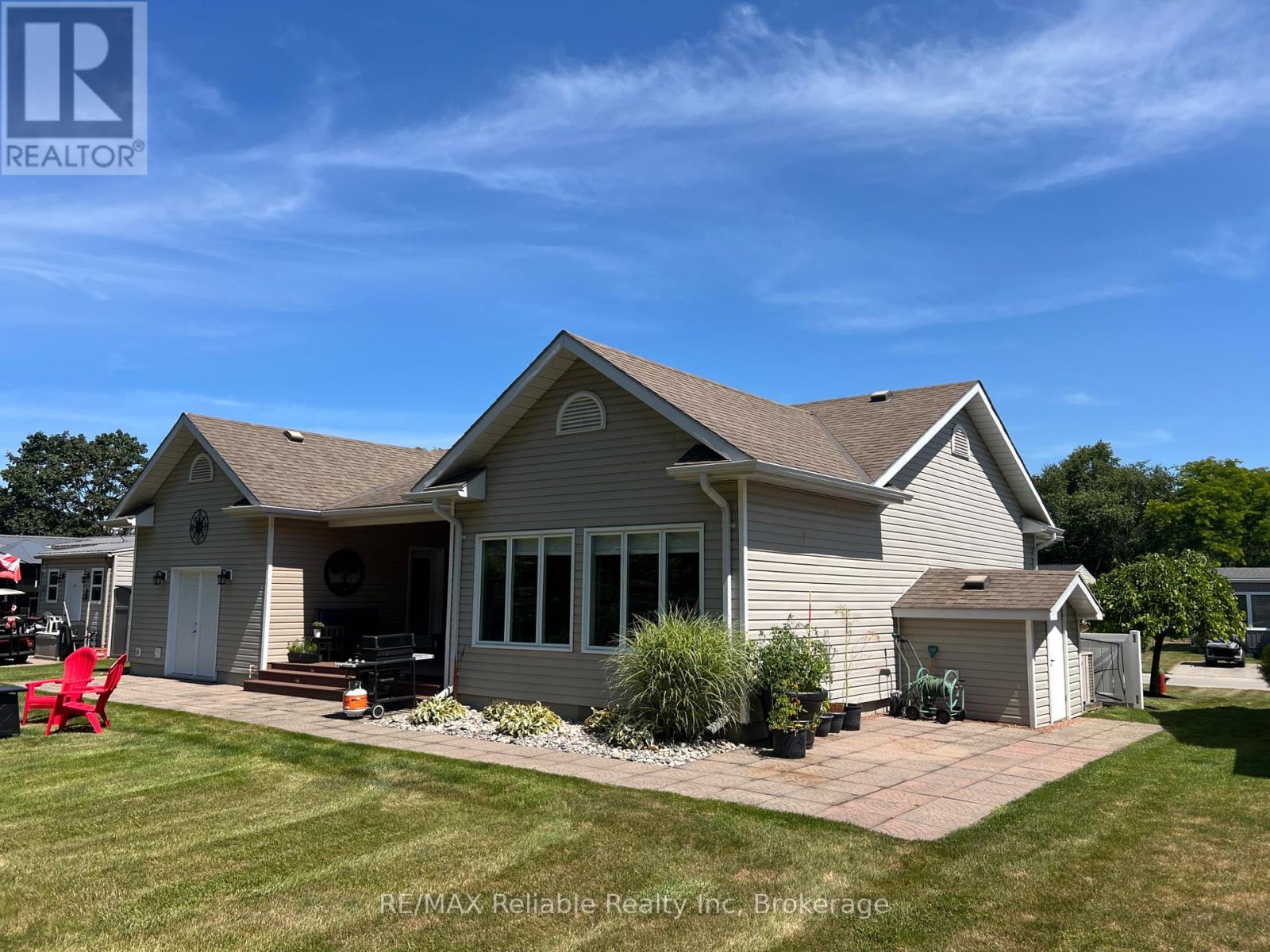 347 Shannon Boulevard, South Huron, Ontario  N0M 1T0 - Photo 41 - X12849768