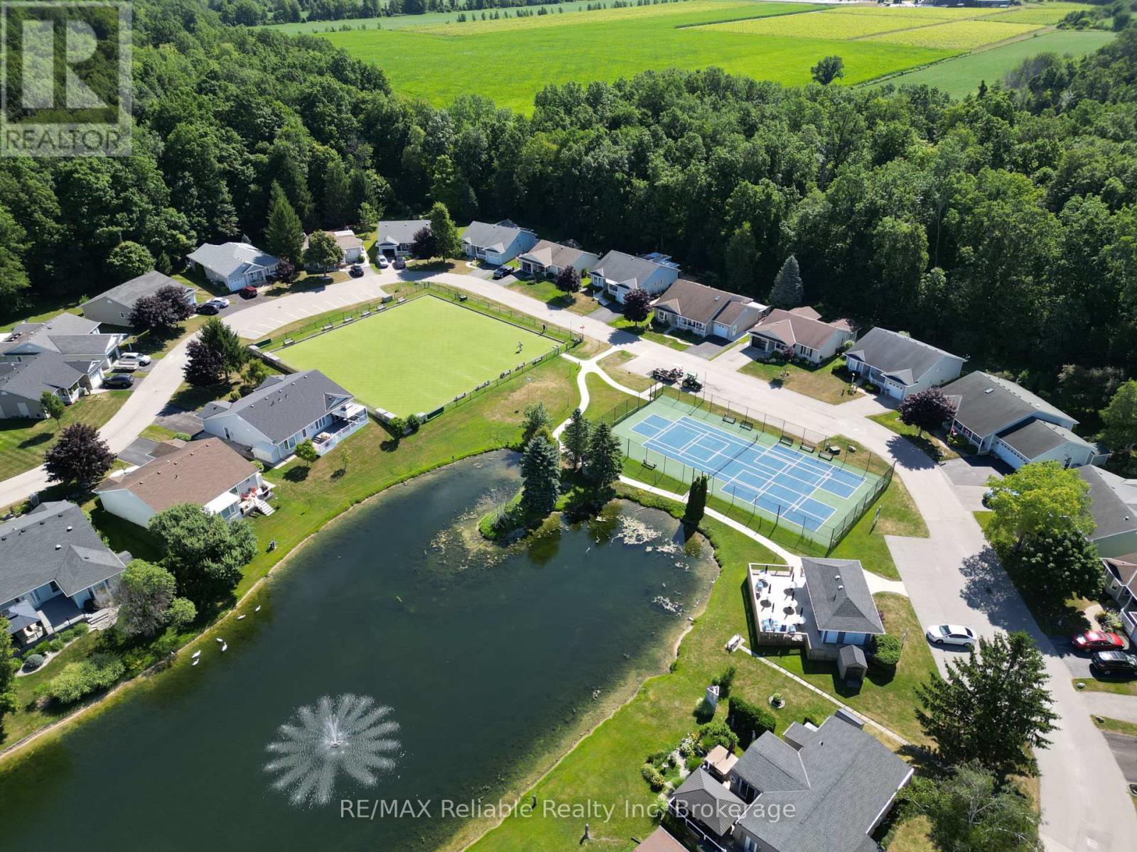 347 Shannon Boulevard, South Huron, Ontario  N0M 1T0 - Photo 7 - X12849768