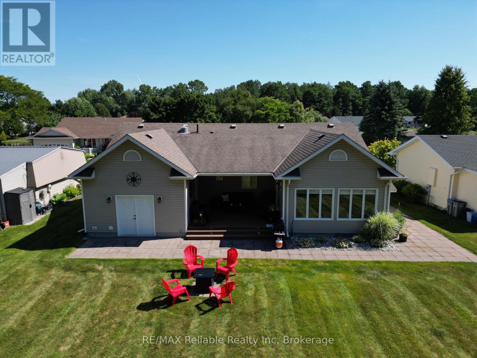 347 Shannon Boulevard, South Huron, Ontario  N0M 1T0 - Photo 9 - X12849768