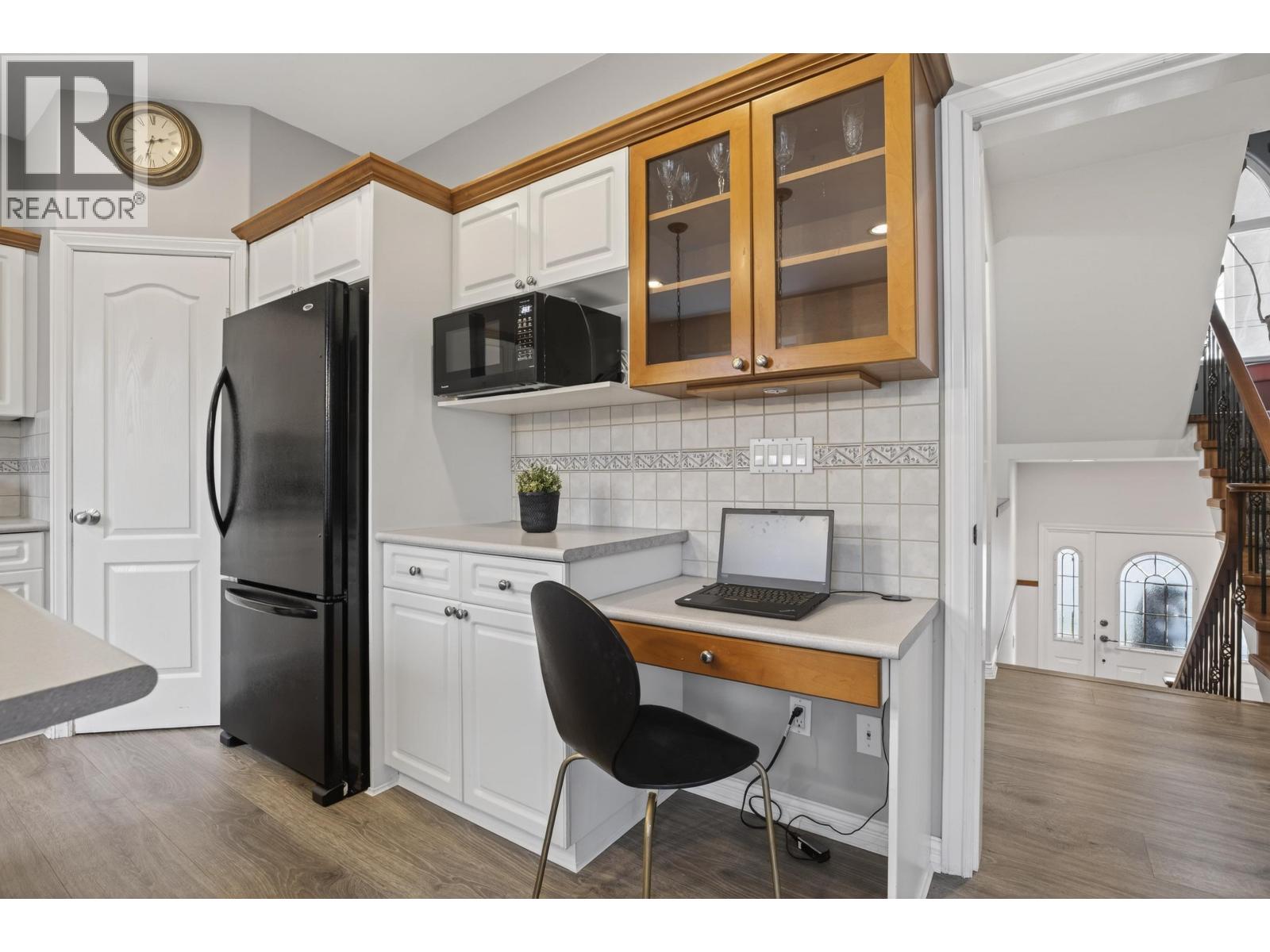 19757 Joyner Place, Pitt Meadows, British Columbia  V3Y 2S3 - Photo 10 - R3096013