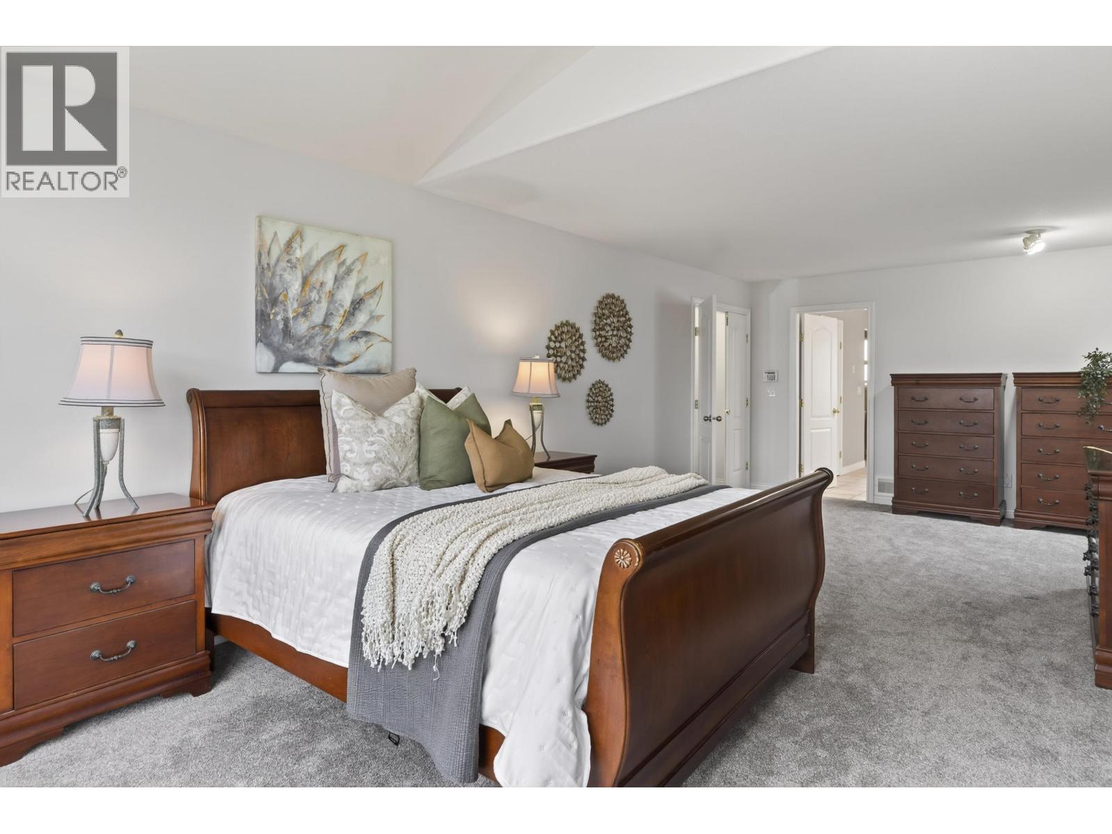 19757 Joyner Place, Pitt Meadows, British Columbia  V3Y 2S3 - Photo 17 - R3096013