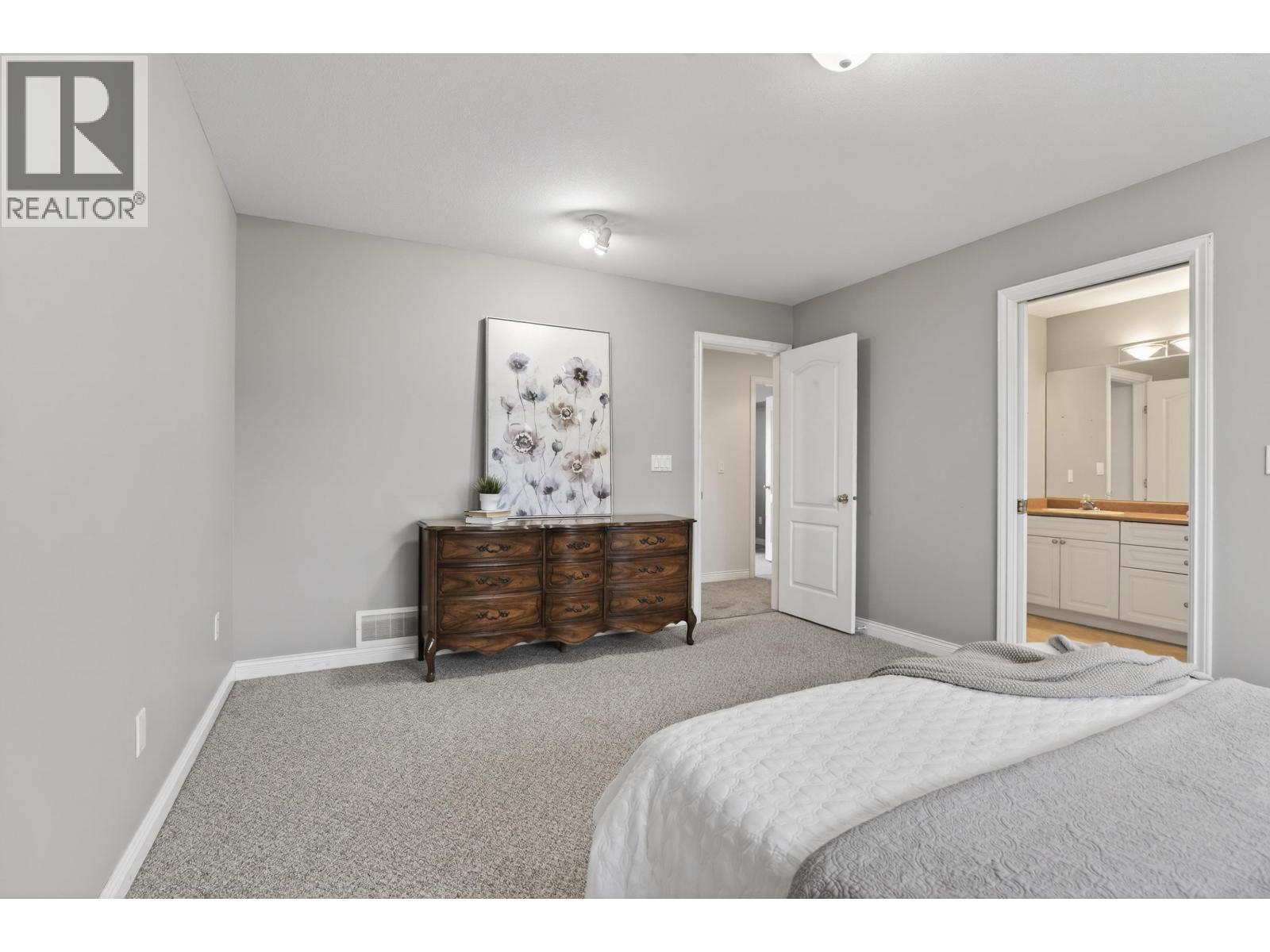 19757 Joyner Place, Pitt Meadows, British Columbia  V3Y 2S3 - Photo 28 - R3096013