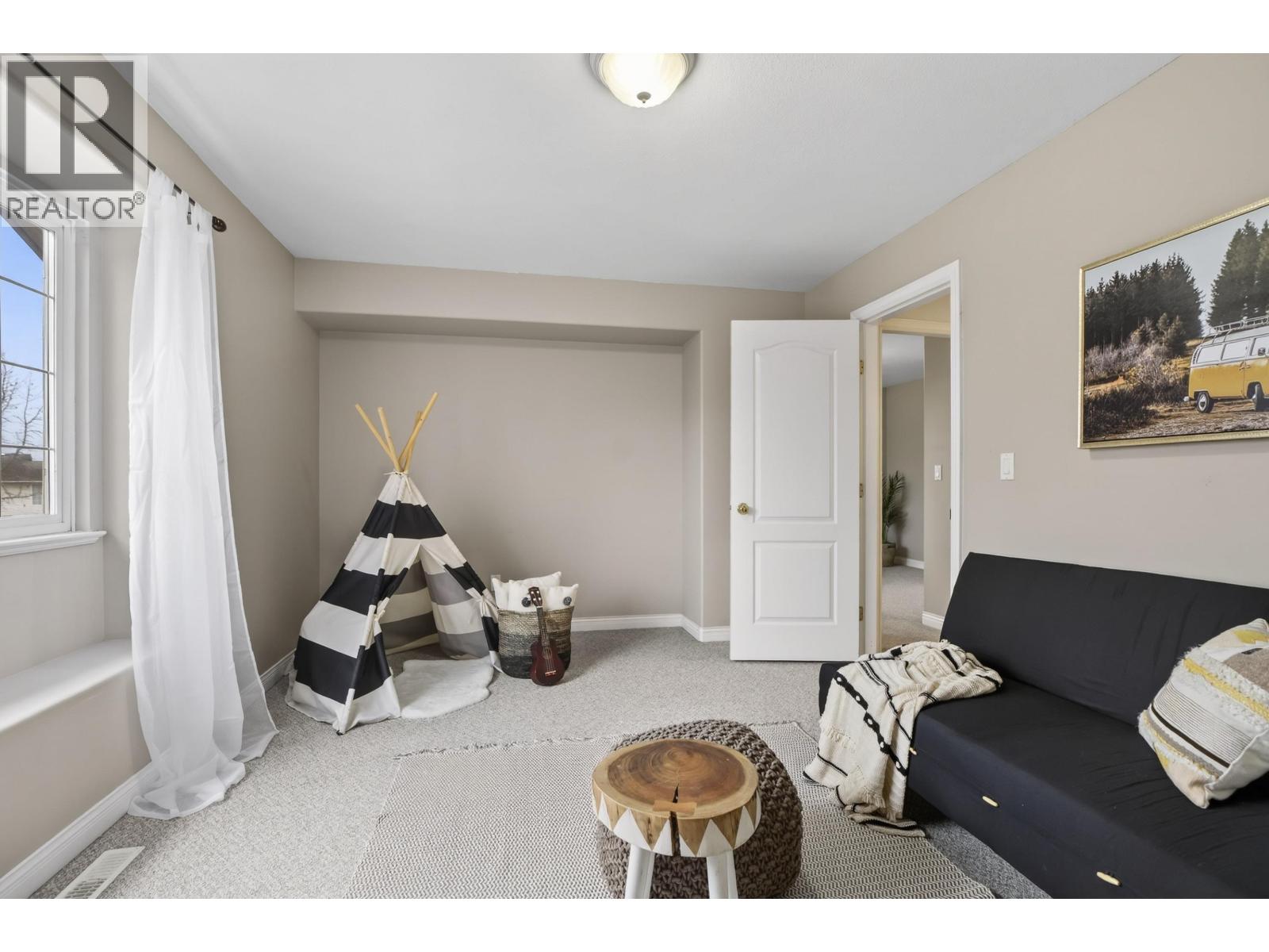 19757 Joyner Place, Pitt Meadows, British Columbia  V3Y 2S3 - Photo 32 - R3096013