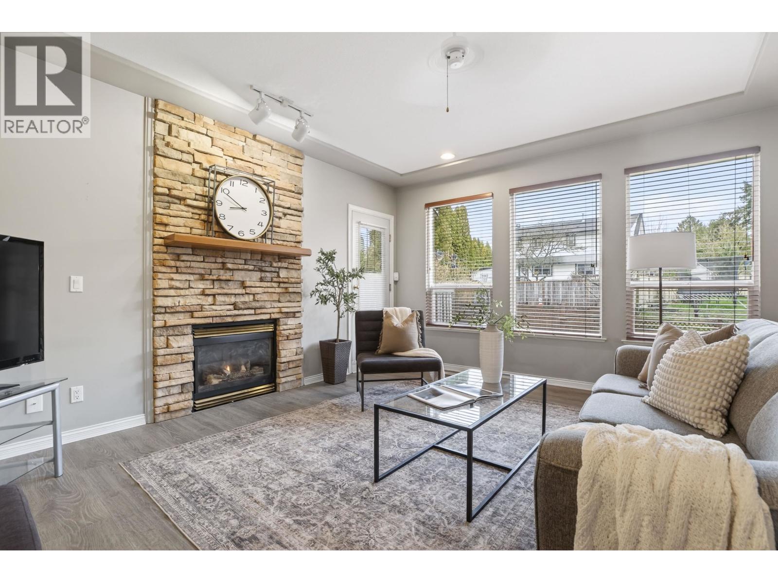 19757 Joyner Place, Pitt Meadows, British Columbia  V3Y 2S3 - Photo 13 - R3096013