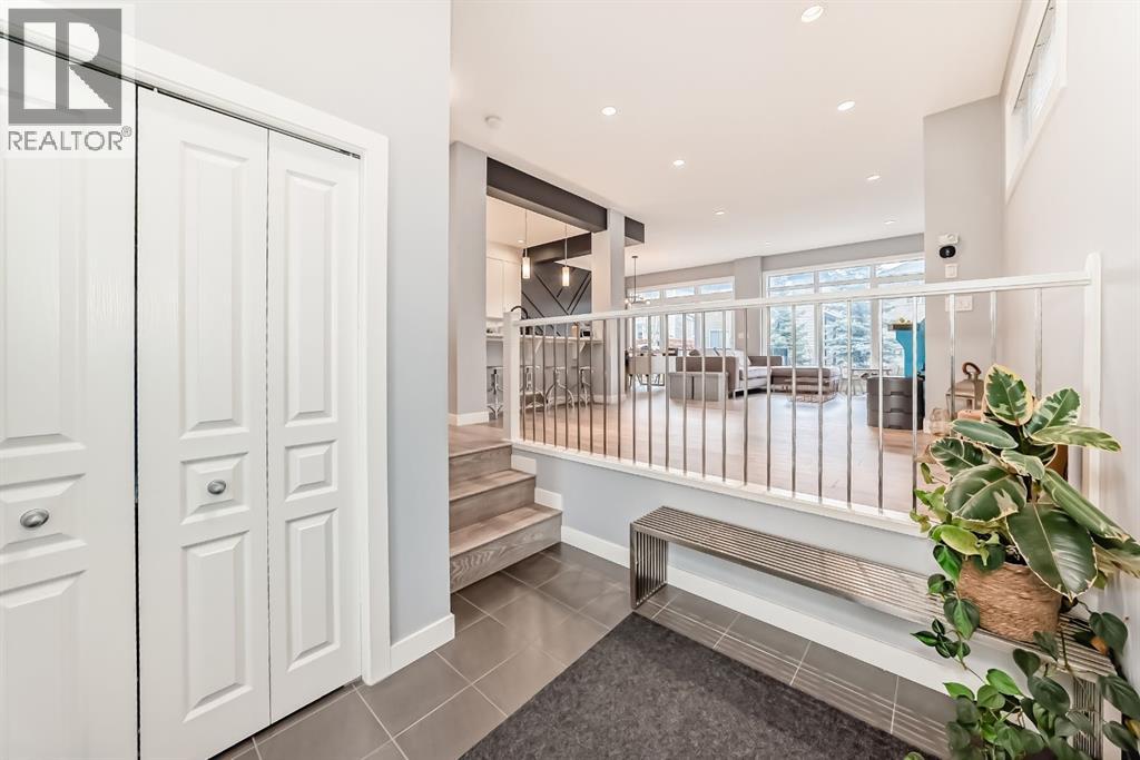 58 Sage Bluff View Nw, Calgary, Alberta  T3R 0X5 - Photo 5 - A2286676