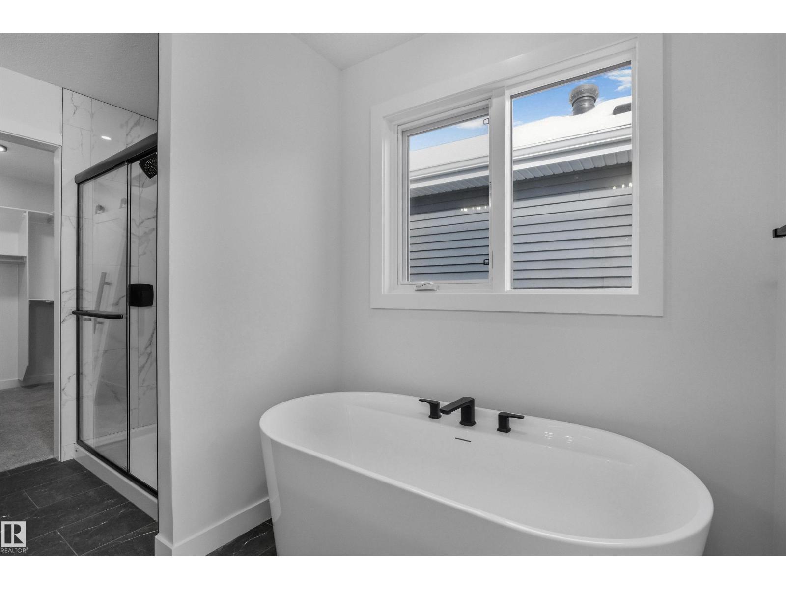 3304 Chickadee Dr Nw Nw, Edmonton, Alberta  T5V 1R5 - Photo 22 - E4467949