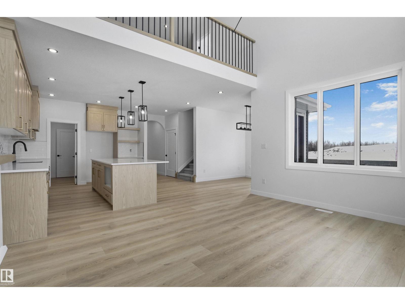 3304 Chickadee Dr Nw Nw, Edmonton, Alberta  T5V 1R5 - Photo 6 - E4467949