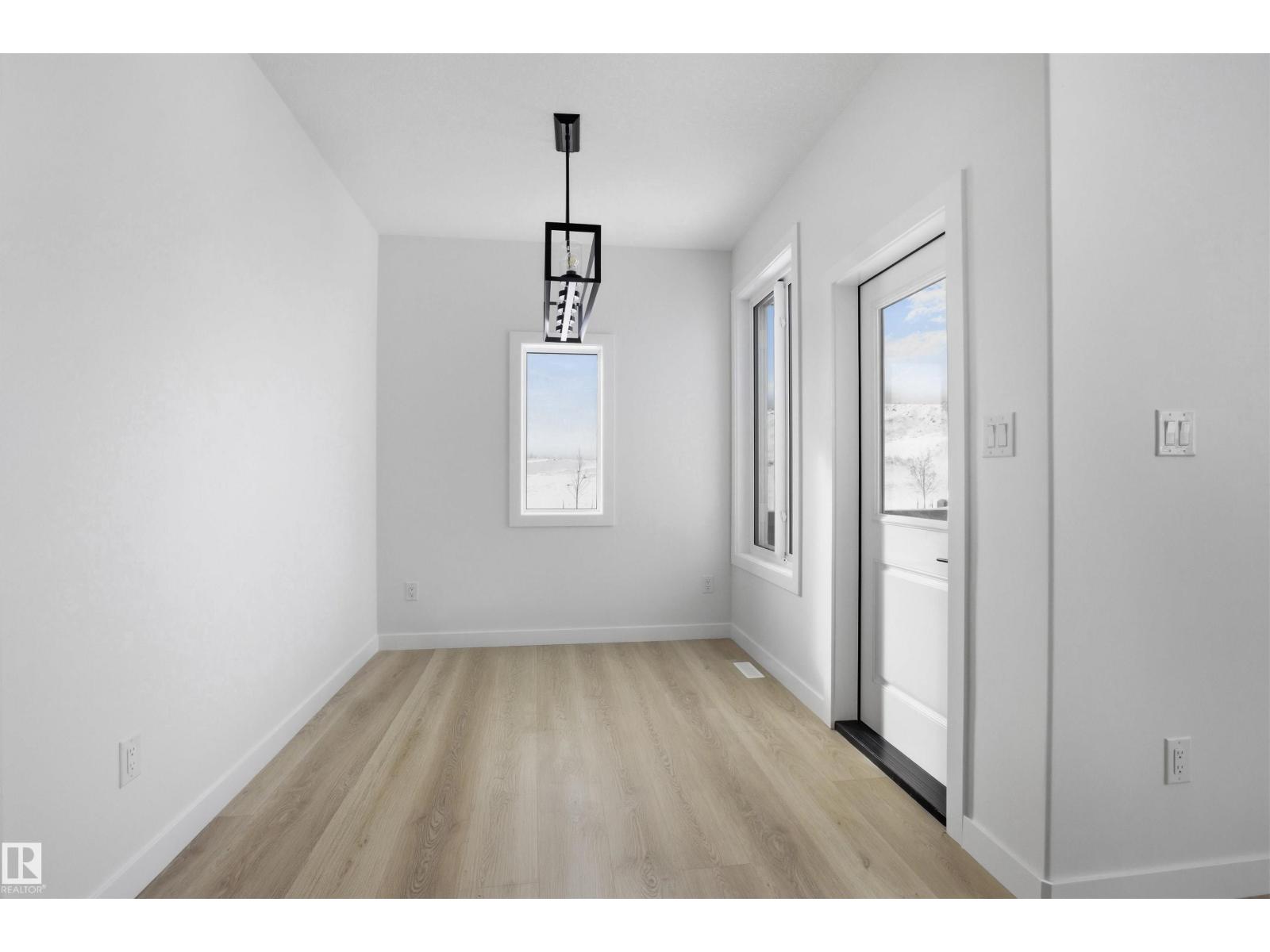 3304 Chickadee Dr Nw Nw, Edmonton, Alberta  T5V 1R5 - Photo 9 - E4467949