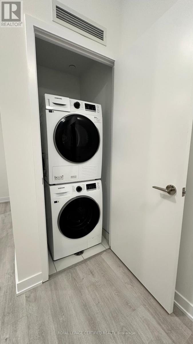 828 - 15 Richardson Street, Toronto (Waterfront Communities), Ontario  M5A 0Y5 - Photo 4 - C12849754