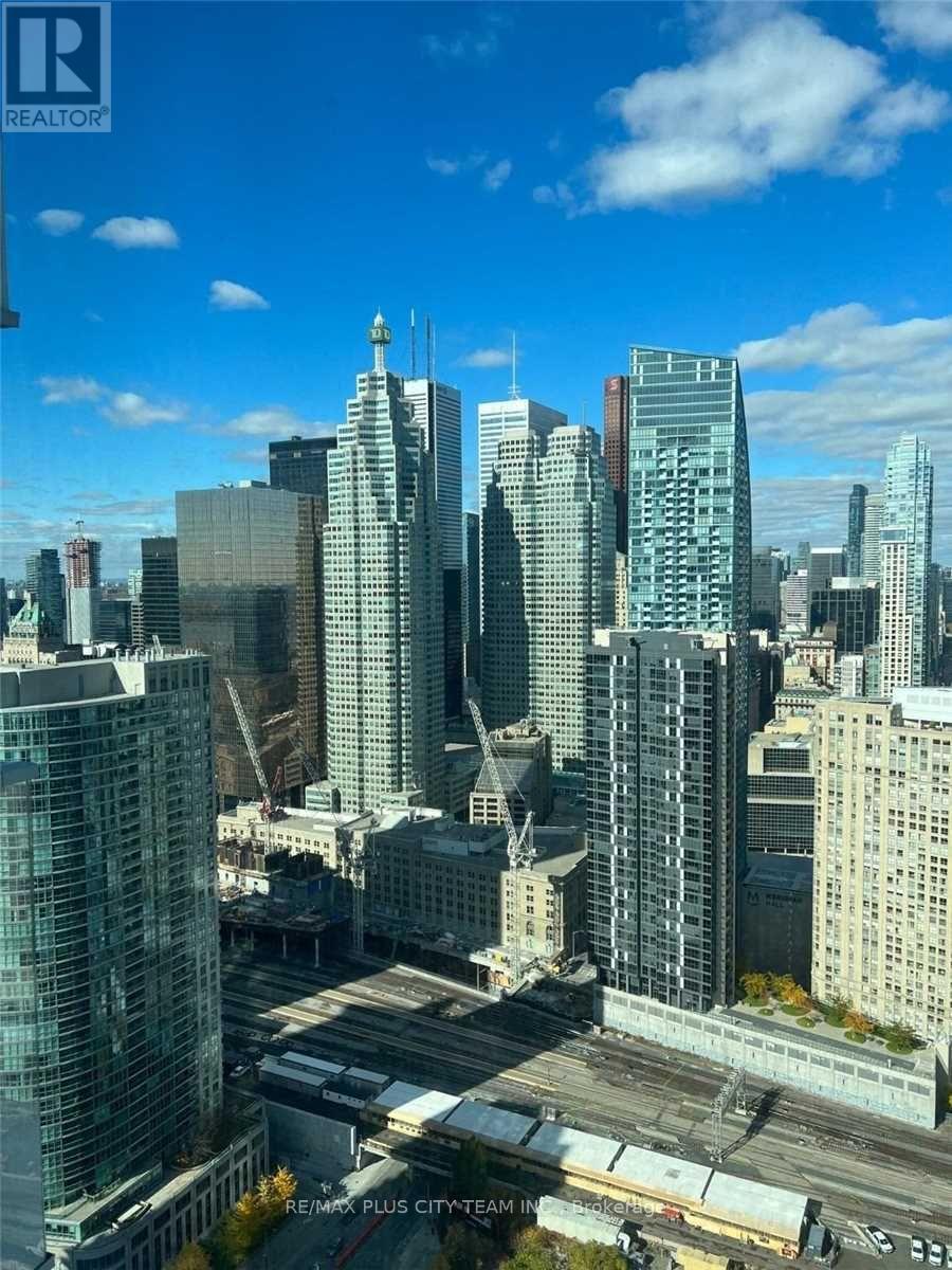 4205 - 28 Freeland Street, Toronto, Ontario  M5E 0E3 - Photo 14 - C12849772