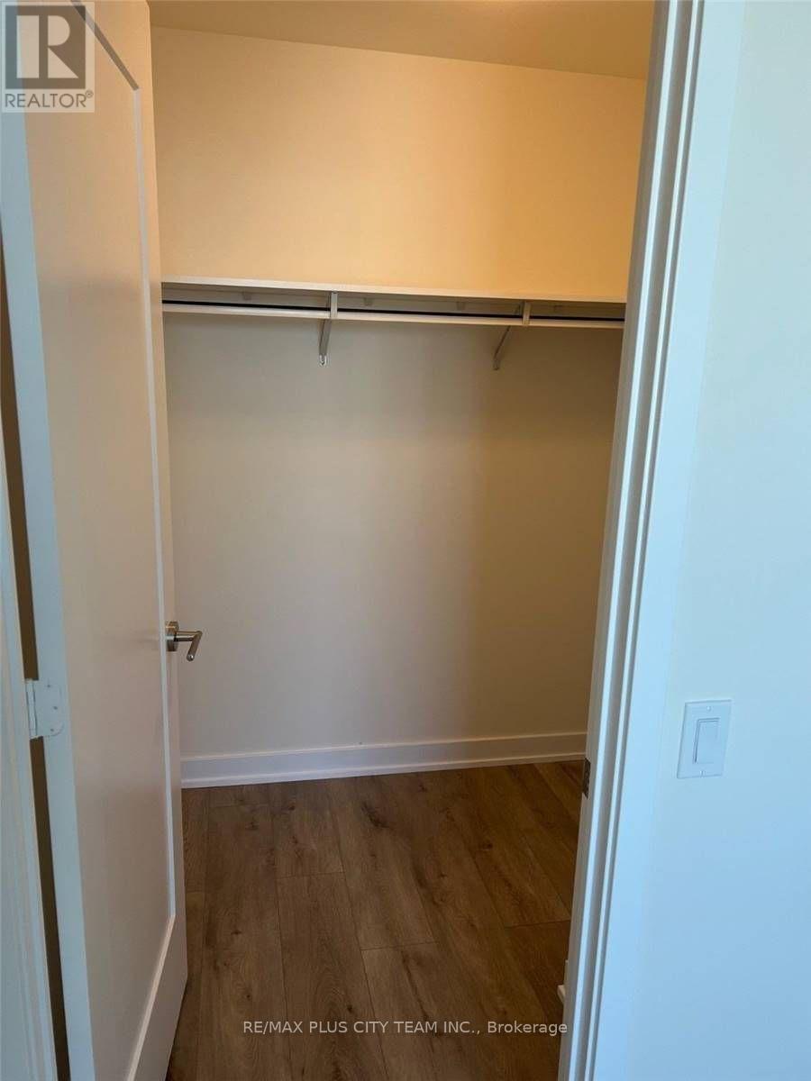 4205 - 28 Freeland Street, Toronto, Ontario  M5E 0E3 - Photo 9 - C12849772