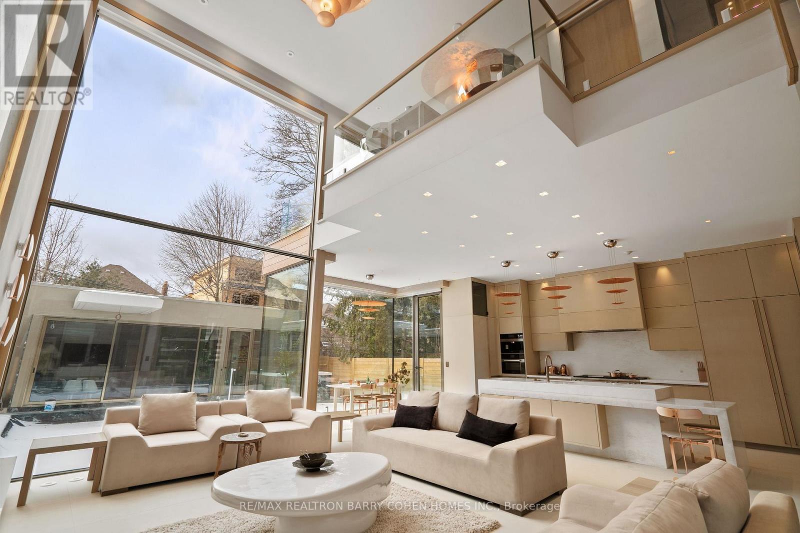 210 Glenayr Road, Toronto, Ontario  M5P 3C3 - Photo 7 - C12849824