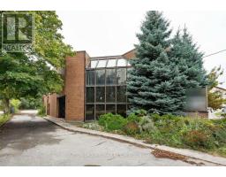 6 COLLINSGROVE ROAD, Toronto, Ontario