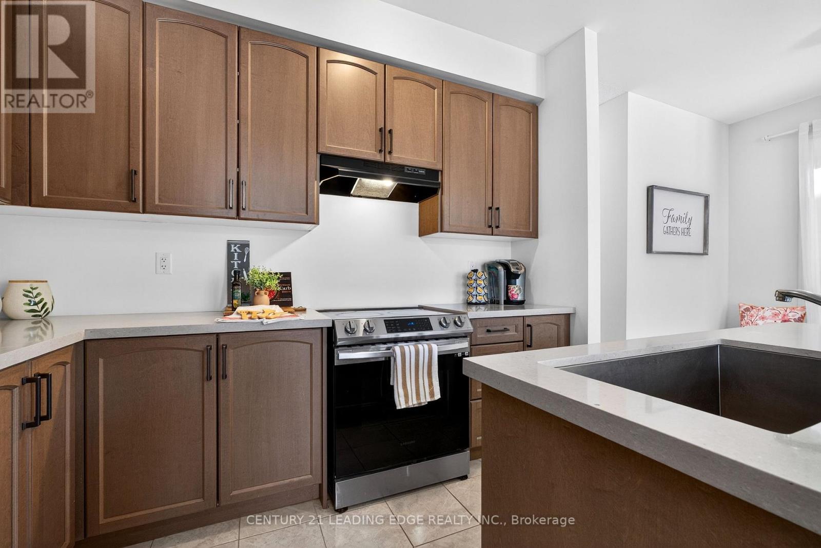 72 Fruitful Crescent, Whitby, Ontario  L1P 0N3 - Photo 19 - E12849712