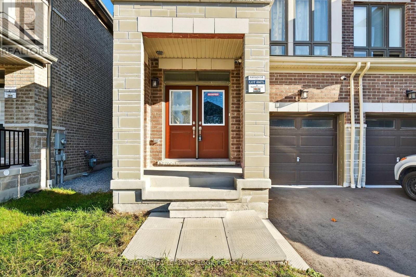72 Fruitful Crescent, Whitby, Ontario  L1P 0N3 - Photo 4 - E12849712